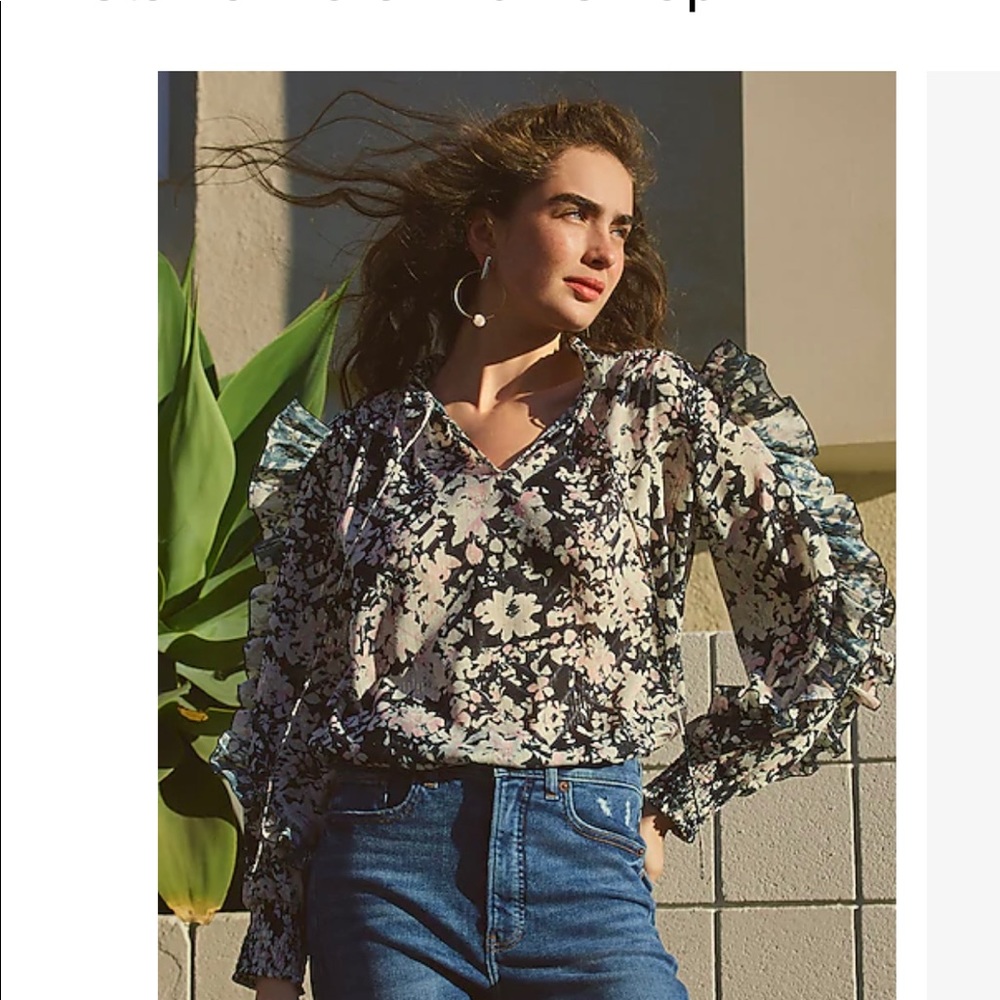 Express Metallic Ruffle Top - Picture 2 of 3